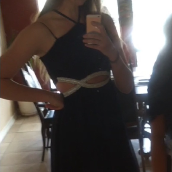 Pearl cutout Navy Blue Prom Dress- David’s Bridal - Picture 3 of 8